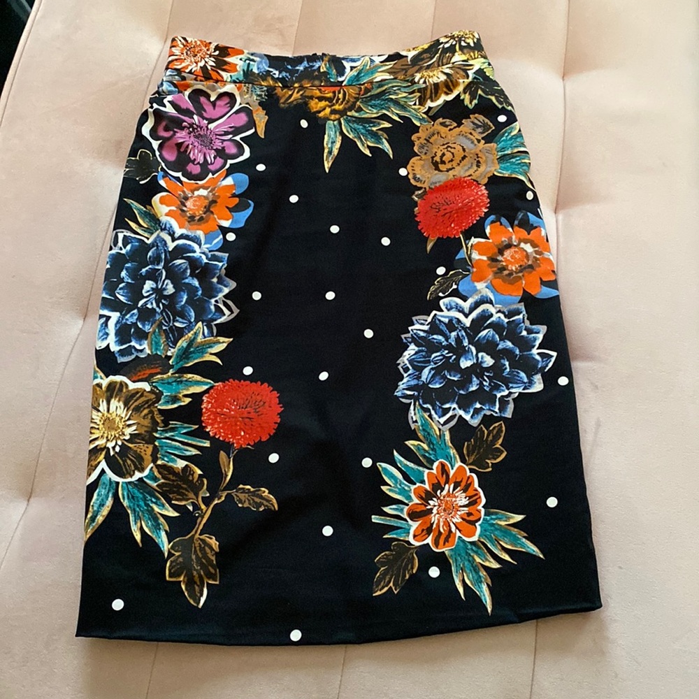 Baraschi Size 2 Cotton skirt
